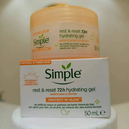 Simple Protect ‘N’ Glow 72h Hydrating Gel jar with leaf and water droplets, skincare product for deep hydration and radiant skin