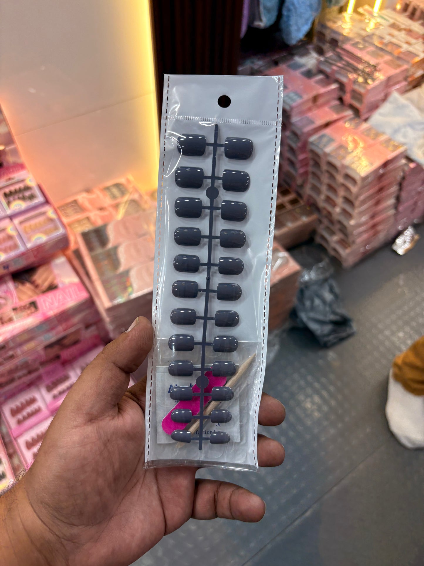 Mini Press-On Nail Kit
