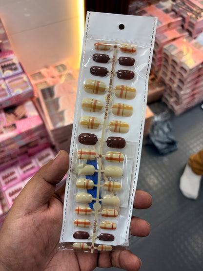 Mini Press-On Nail Kit
