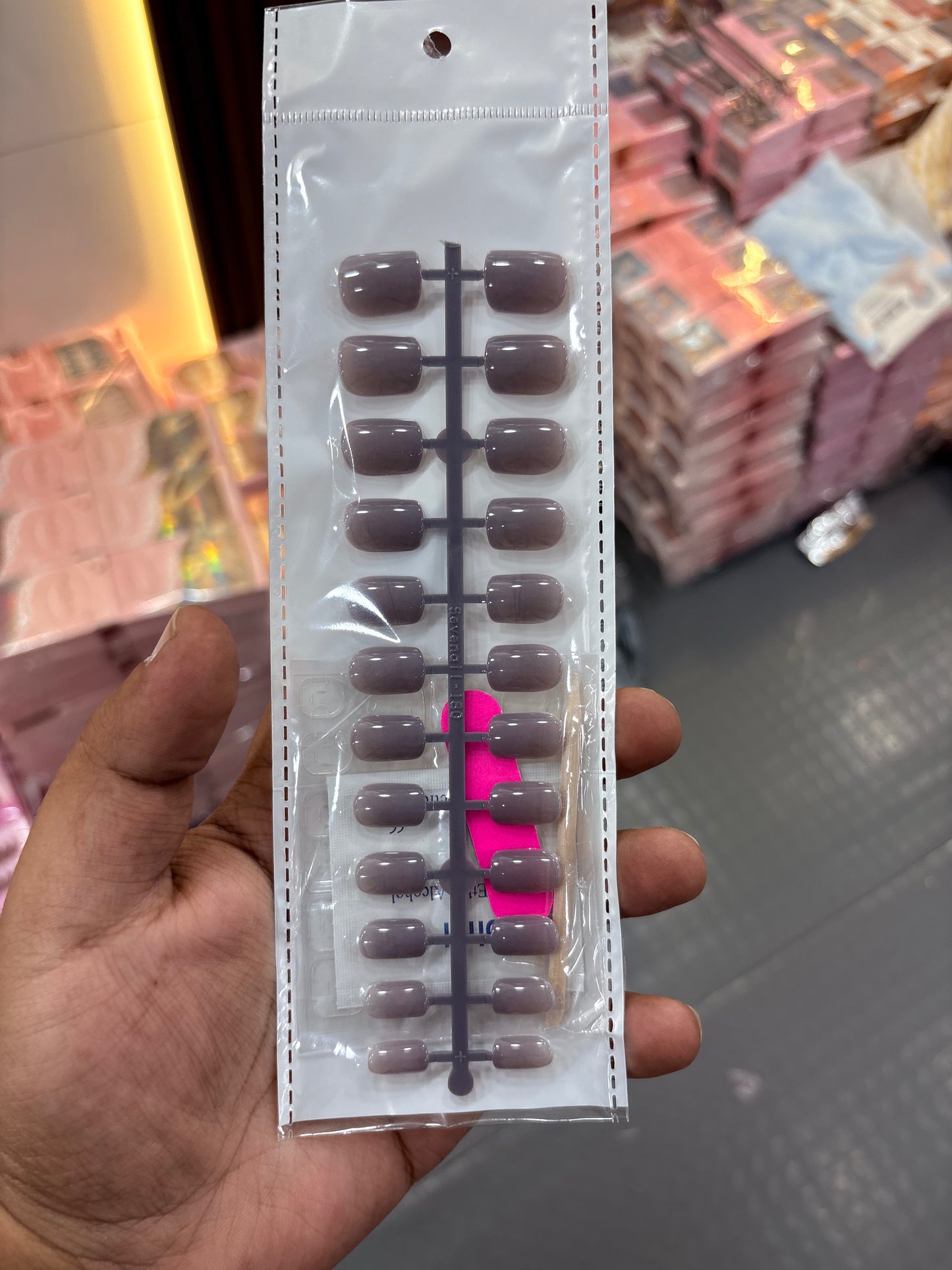Mini Press-On Nail Kit