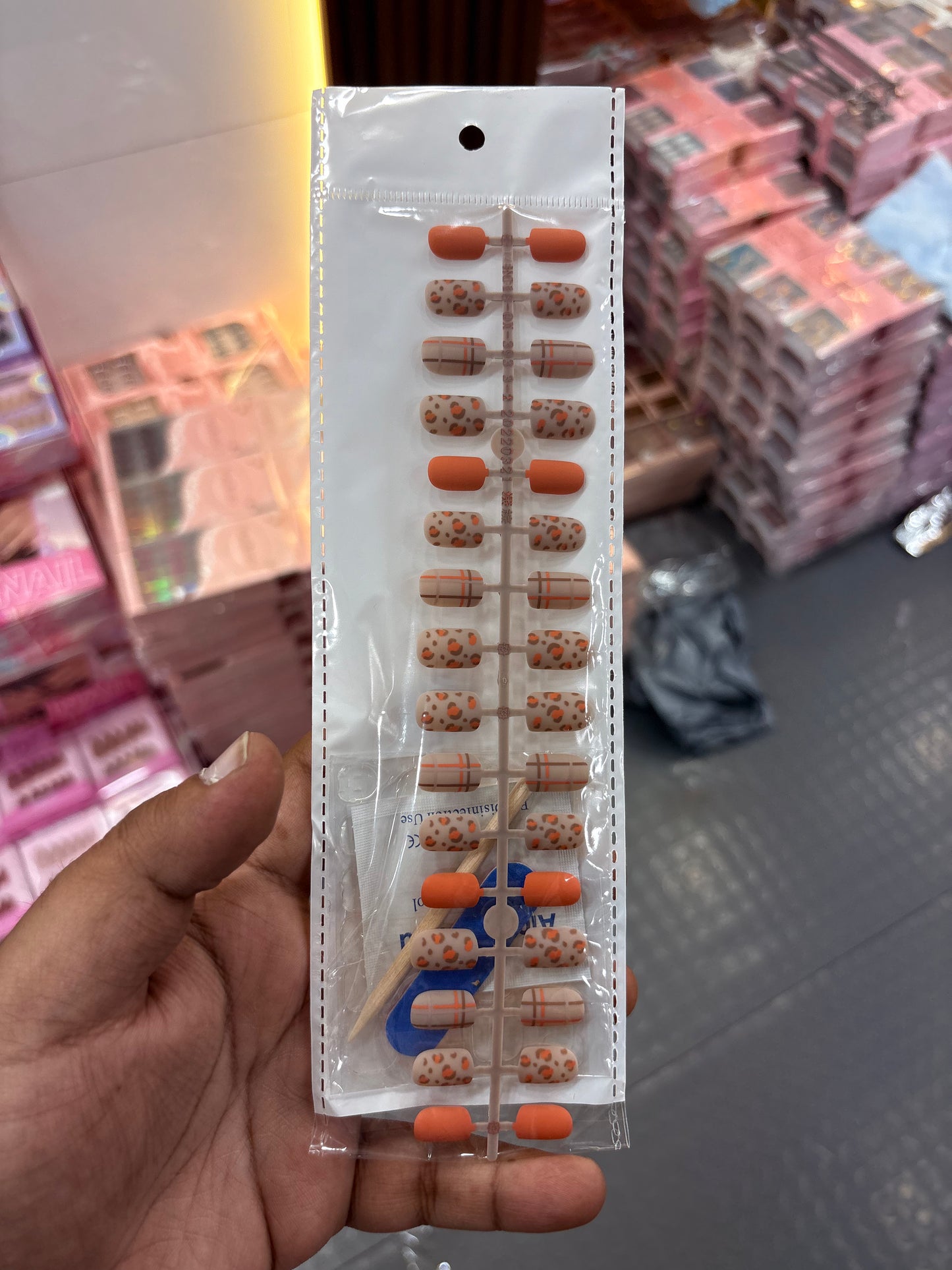 Mini Press-On Nail Kit