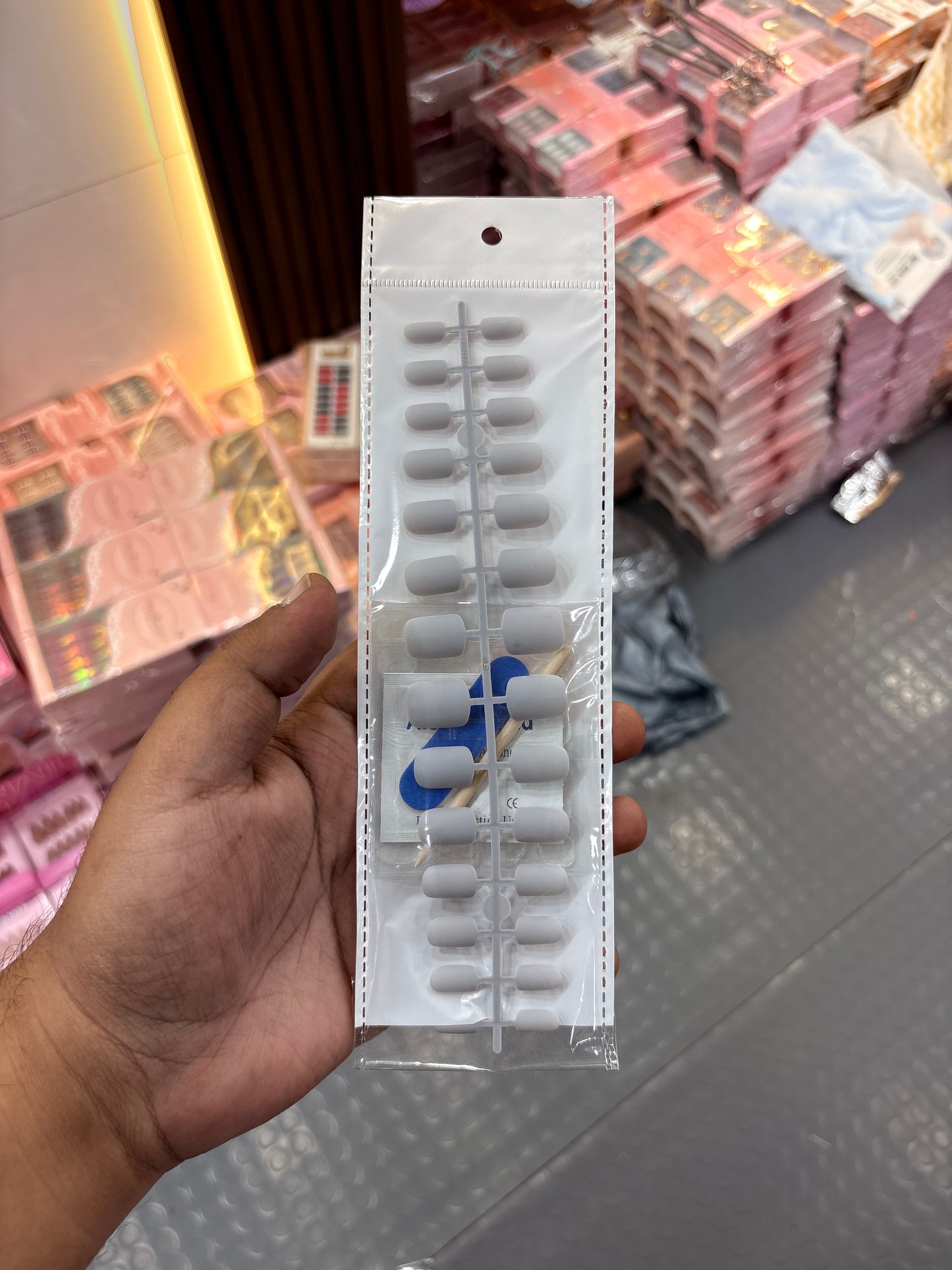 Mini Press-On Nail Kit