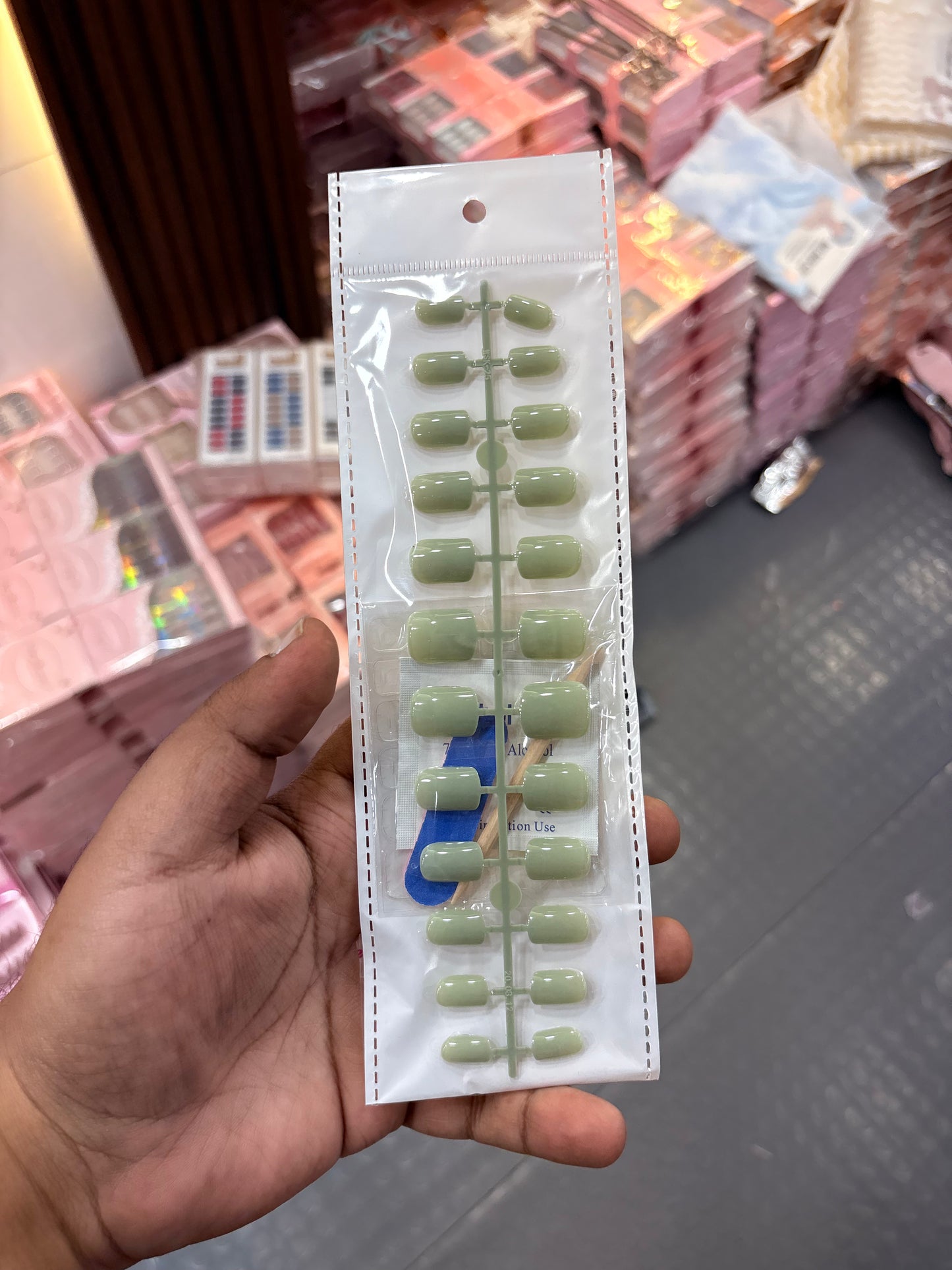 Mini Press-On Nail Kit