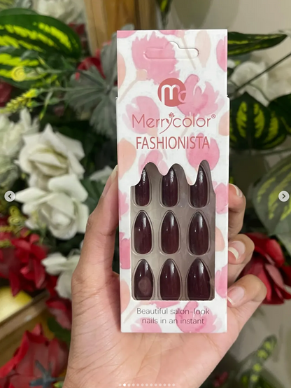 Merry color nails ( bundle of 6 sets )